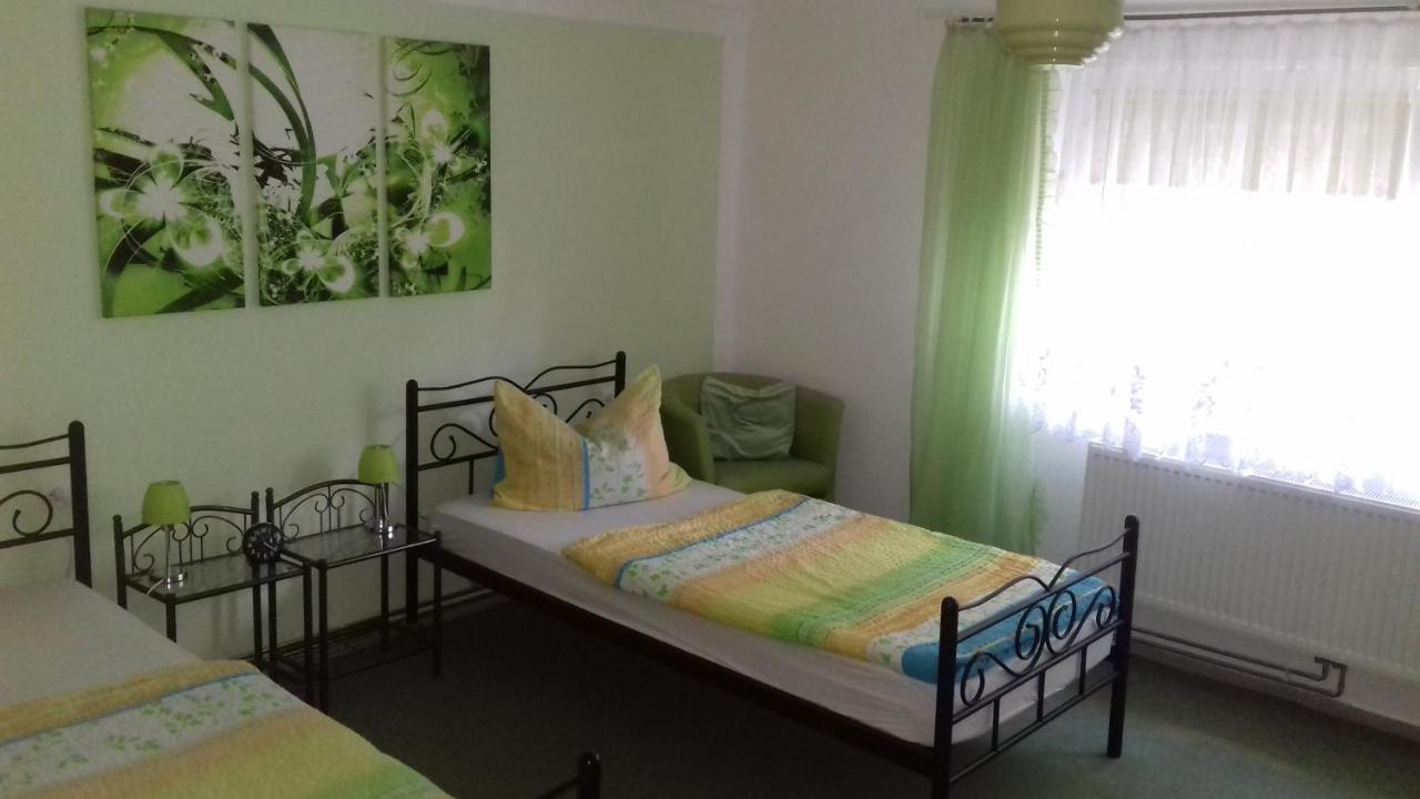 Ferienhaus Johanna & Ferienwohnung Thum Weischlitz エクステリア 写真
